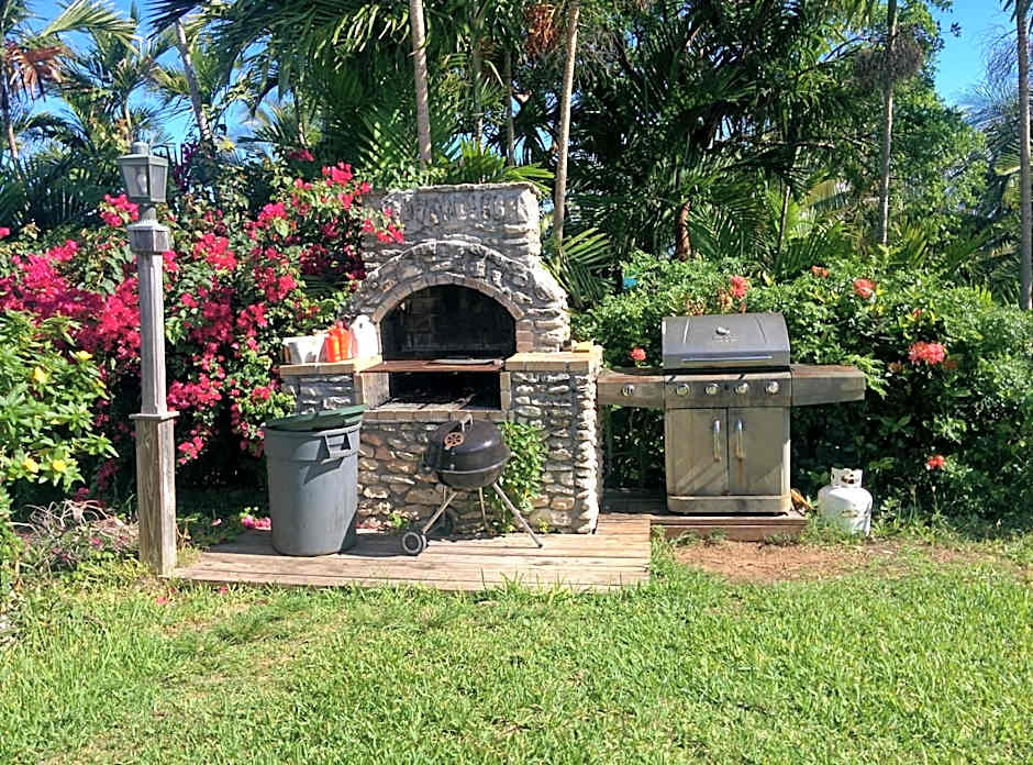 Orange Hill Beach Inn