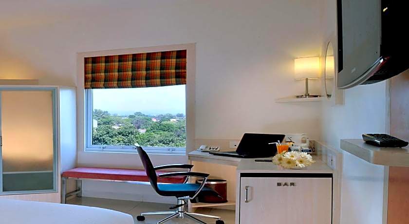 Hometel Chandigarh