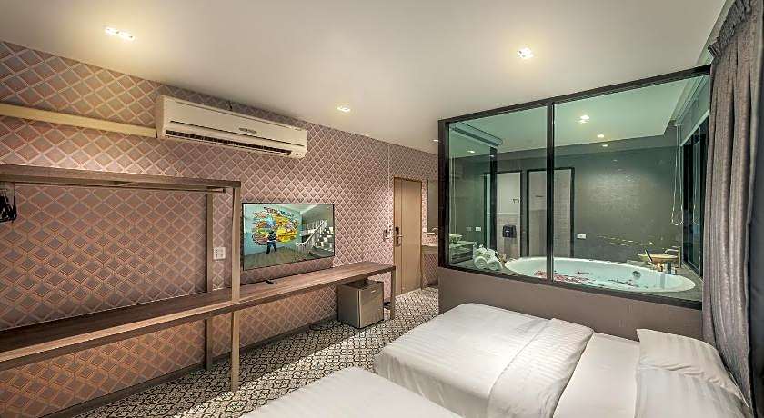 Happy Station Bangkok