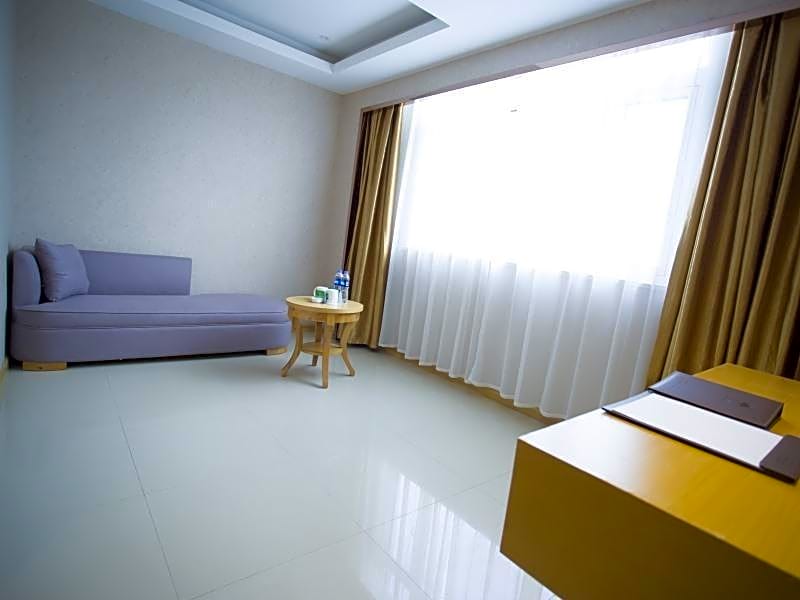 GreenTree Inn Jiangsu Wuxi Jiangyin Yunting Changshan Avenue ChenGYAng Road Business Hotel