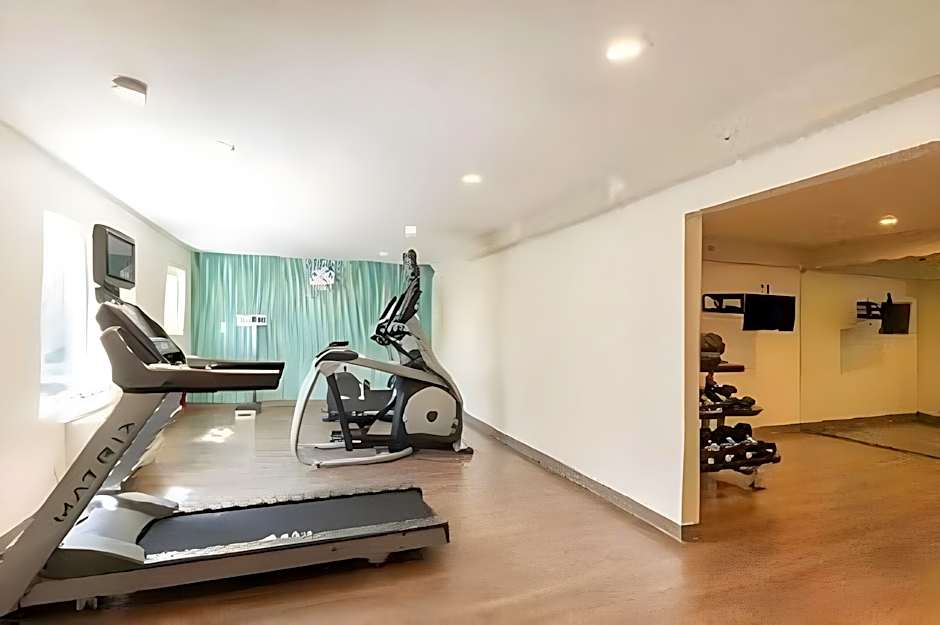 Holiday Inn Express Anaheim West By IHG