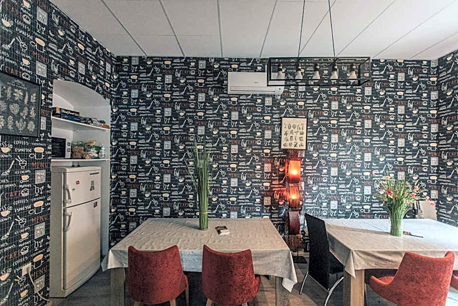 Palmers Lodge Hostel