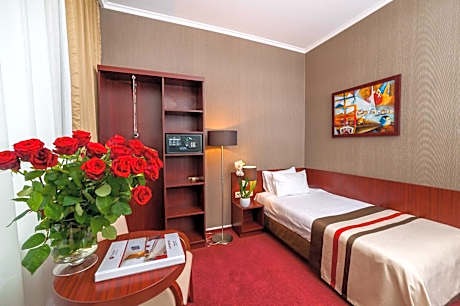 Classic Single Room