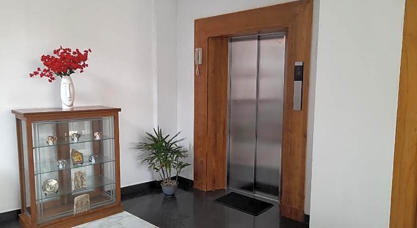 Marine Tourist  Guest House