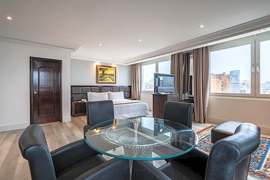 Plaza São Rafael Hotel