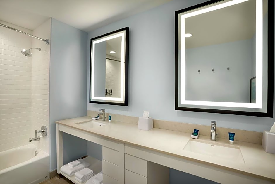 Four Points by Sheraton Miami Airport