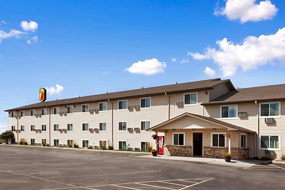 Super 8 by Wyndham Council Bluffs IA Omaha NE Area