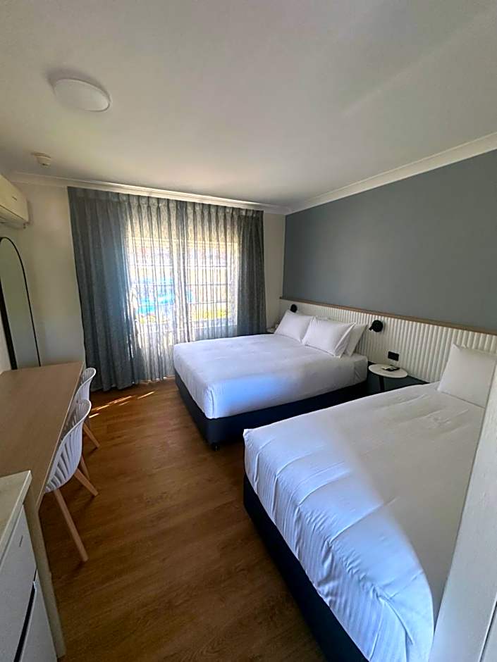 Comfort Inn All Seasons