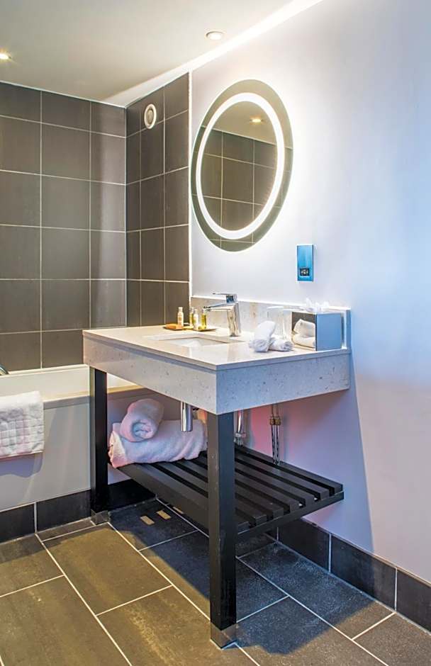 DoubleTree By Hilton Bristol South-Cadbury House