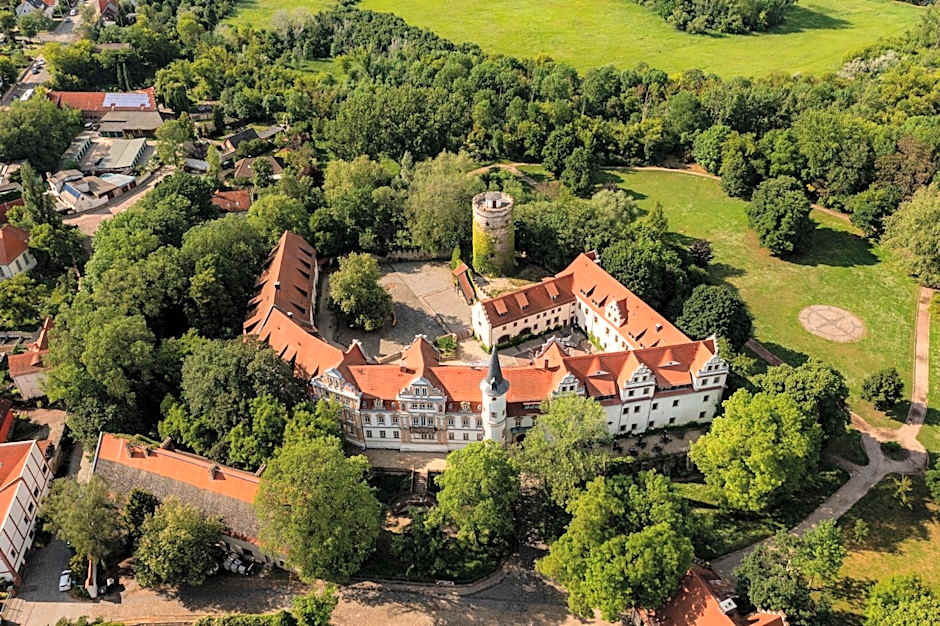 Schlossparkhotel Schkopau