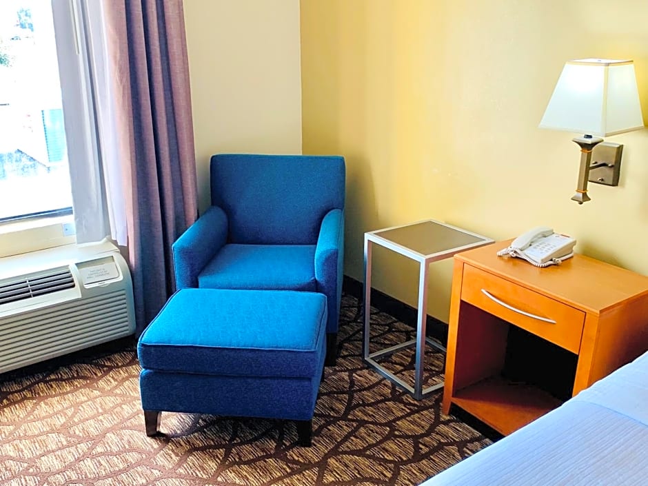 Best Western Plus Richmond Hill Inn