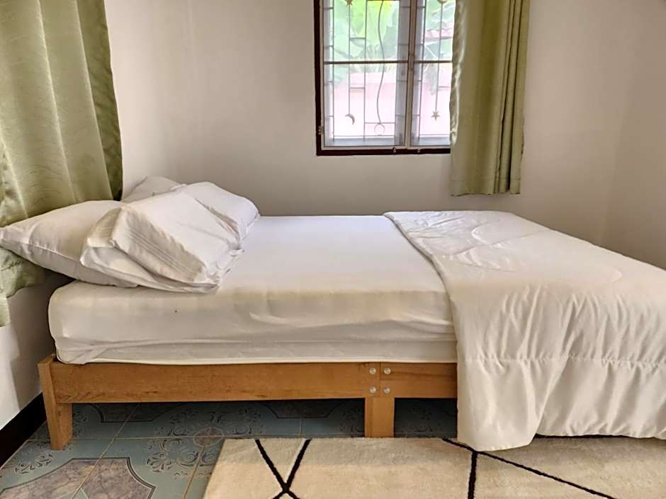 GOOD VIBE garden house Sattahip