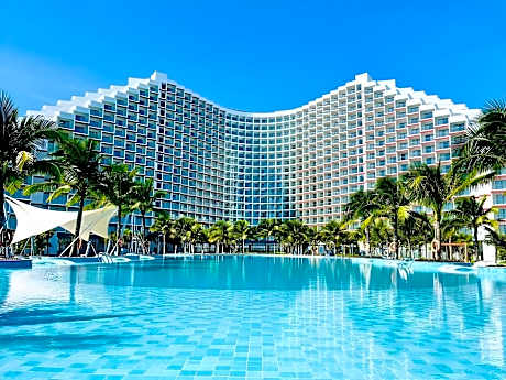 Seafront Resort Cam Ranh