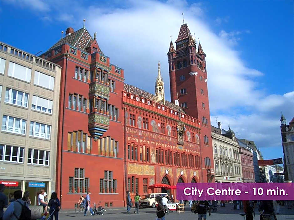 Airport Hotel Basel - Convenient & Friendly