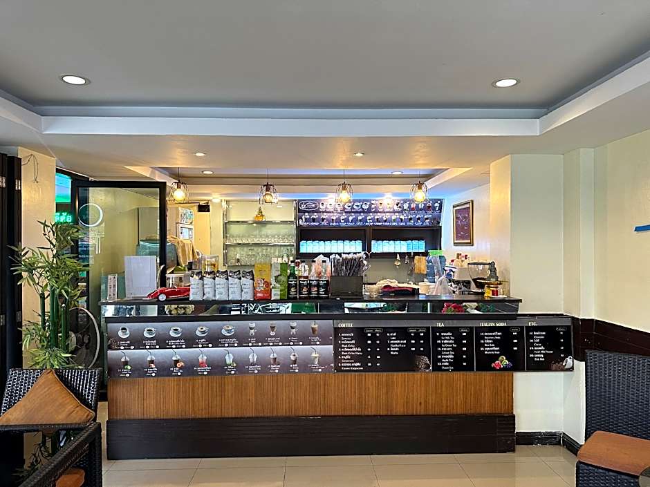 Sooksabai Jomtien Beach Hotel