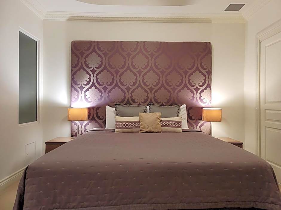 Macarthur Chambers Apartments