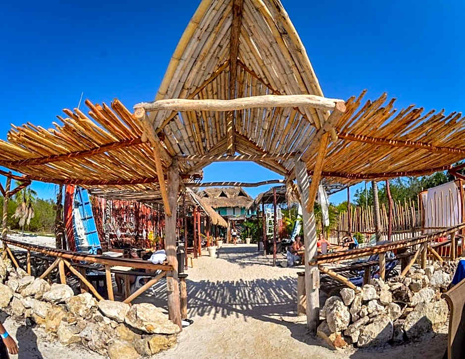 Ensueño Holbox & Beach Club