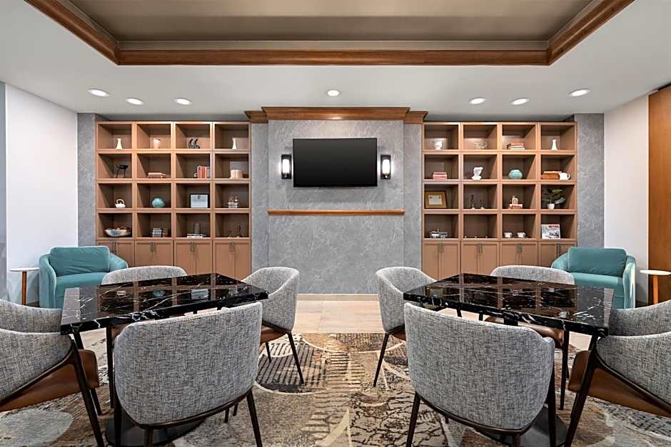 Homewood Suites By Hilton Cincinnati-Downtown