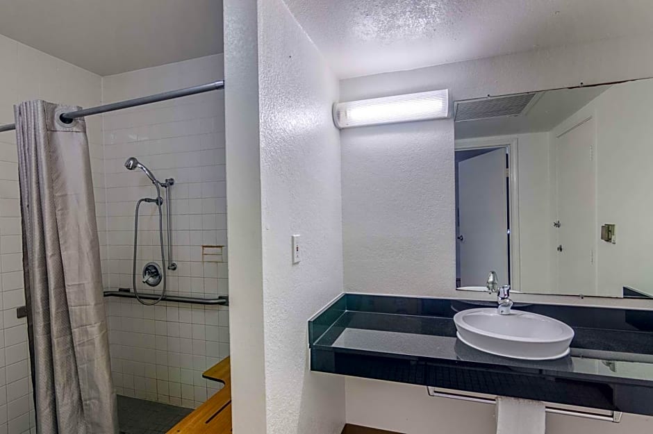 Motel 6-Ardmore, OK