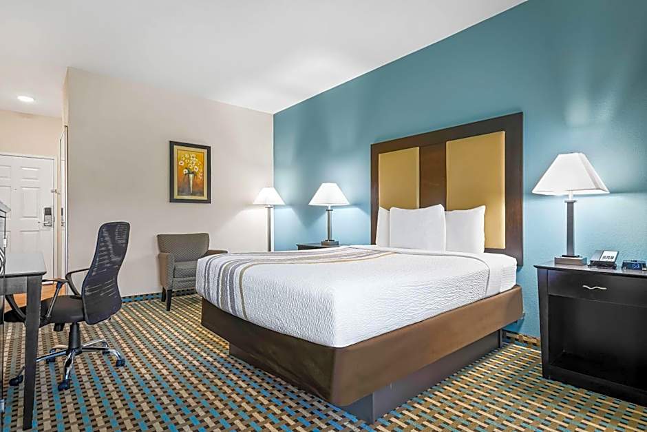 La Quinta Inn & Suites by Wyndham Stonington