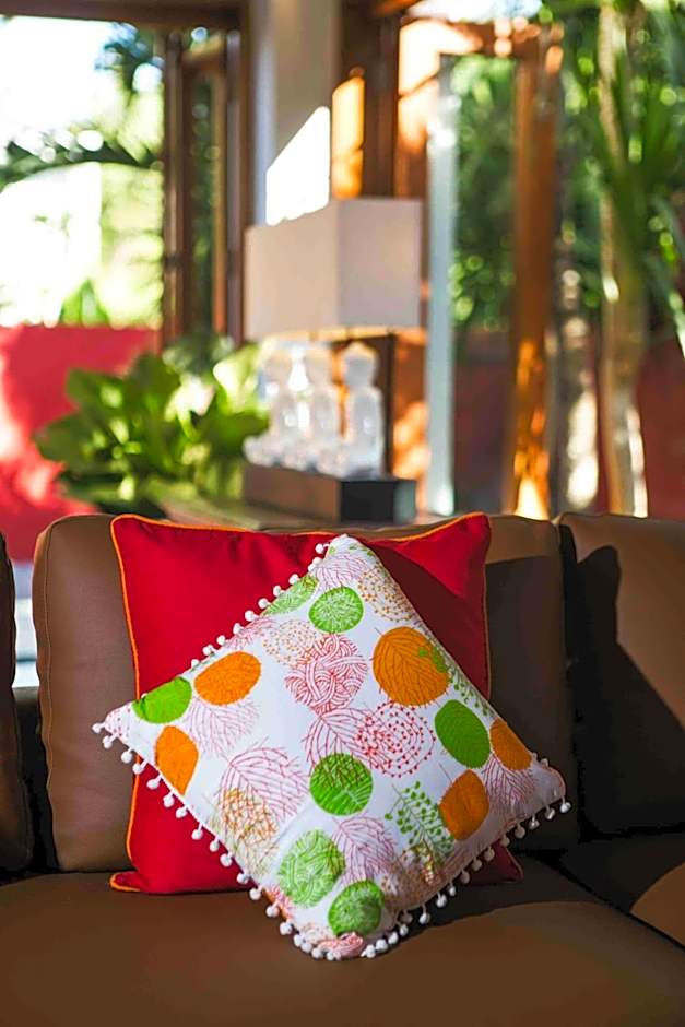 CASA MIMBA - Seaview Private Pool Villa Padangbai