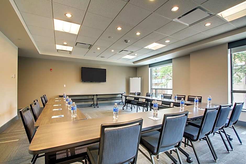 HYATT house Chicago/Evanston