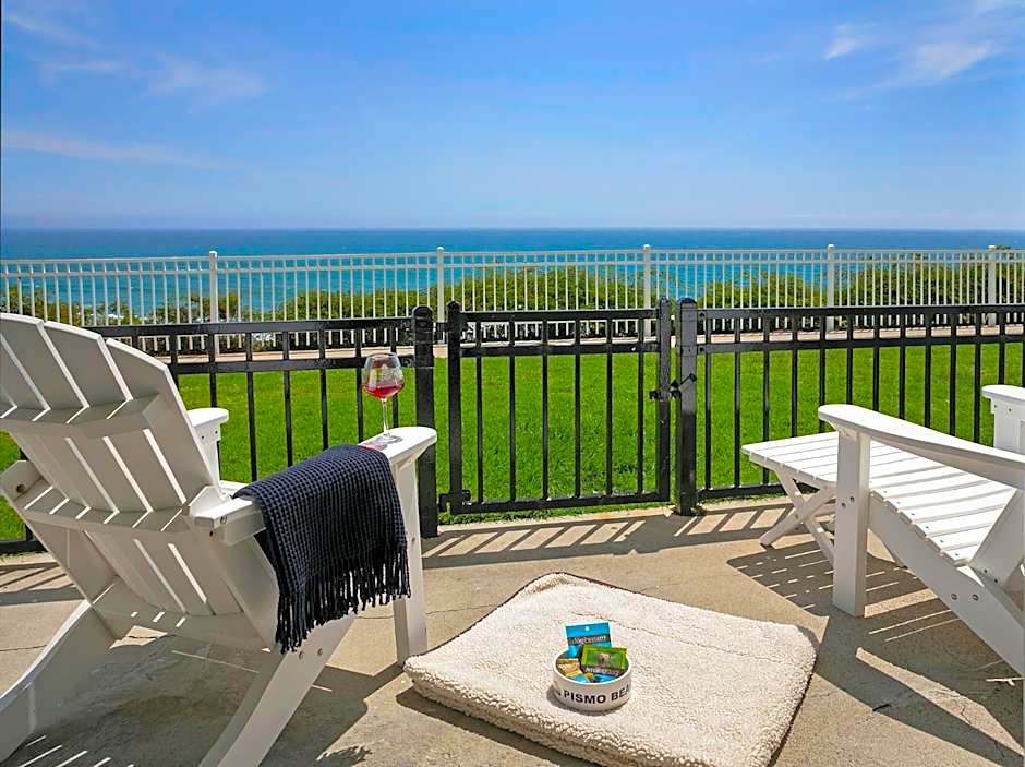 Pismo Lighthouse Suites