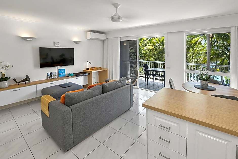 Agincourt Beachfront Apartments