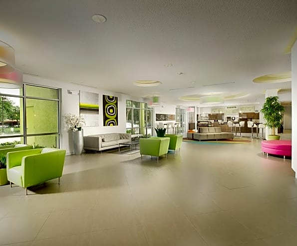 Avanti International Resort