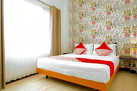 OYO 354 32 Residence