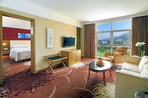 Four Points by Sheraton Tai'an