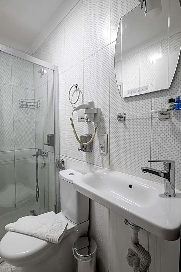 Family Istanbul Hotel