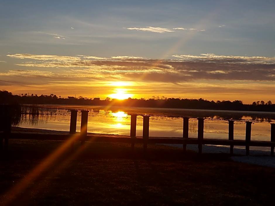 Palazzo Lakeside Hotel