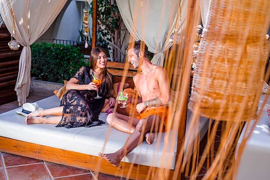 Napa Plaza Hotel (Adults Only)