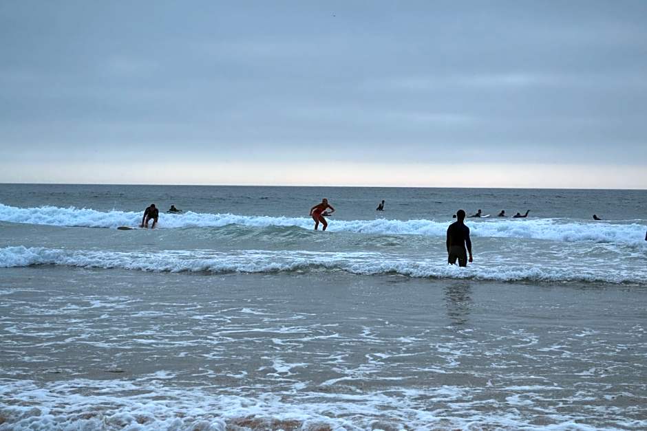 Carcavelos Surf Hostel