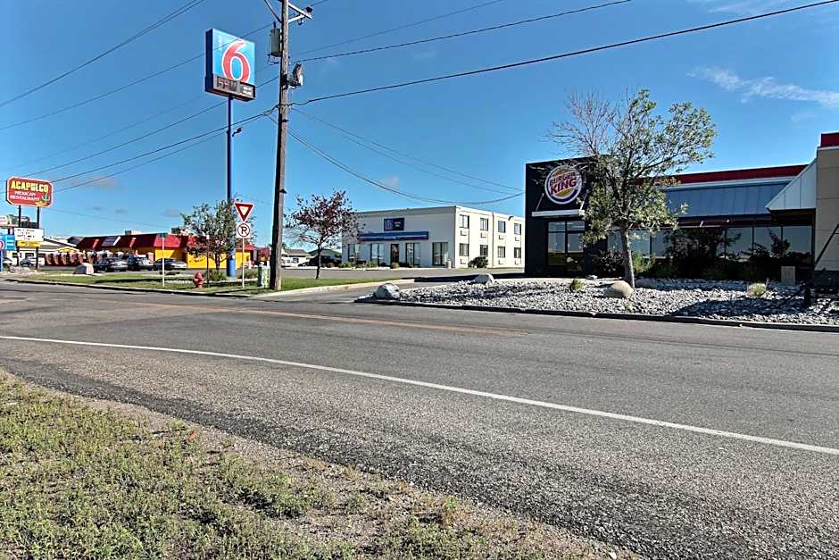 Motel 6-Fargo, ND - West Acres - North Fargo