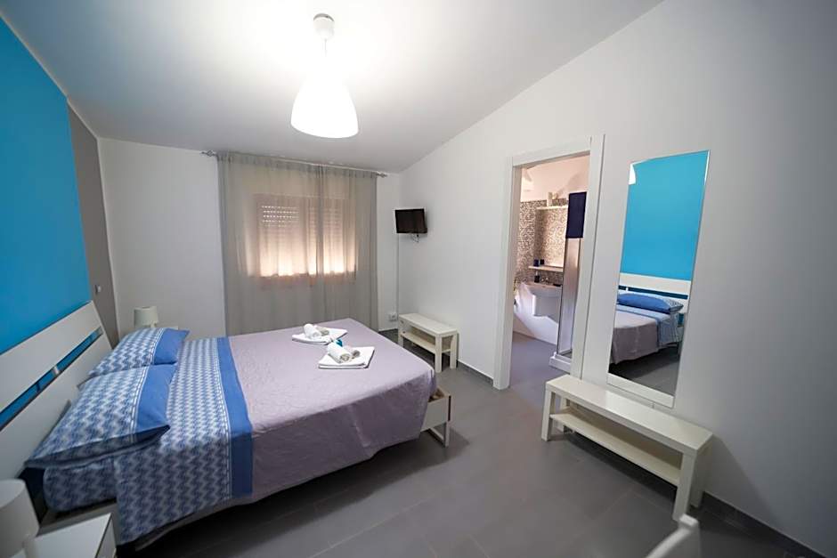 Foto 1 dari 7 — Double Room
