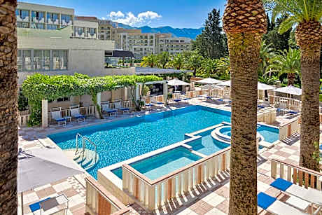 Mediteran Hotel & Resort