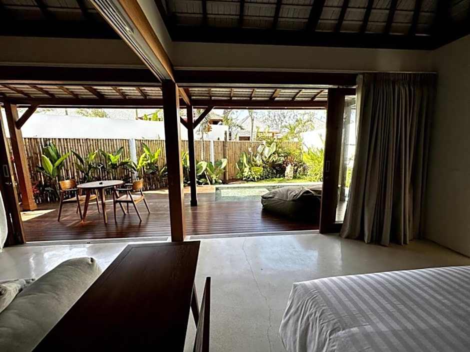 Di Cappio Studio Uluwatu
