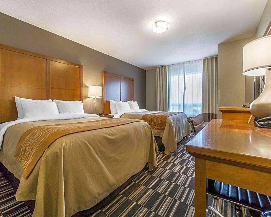 Comfort Inn & Suites Edmonton International Airport