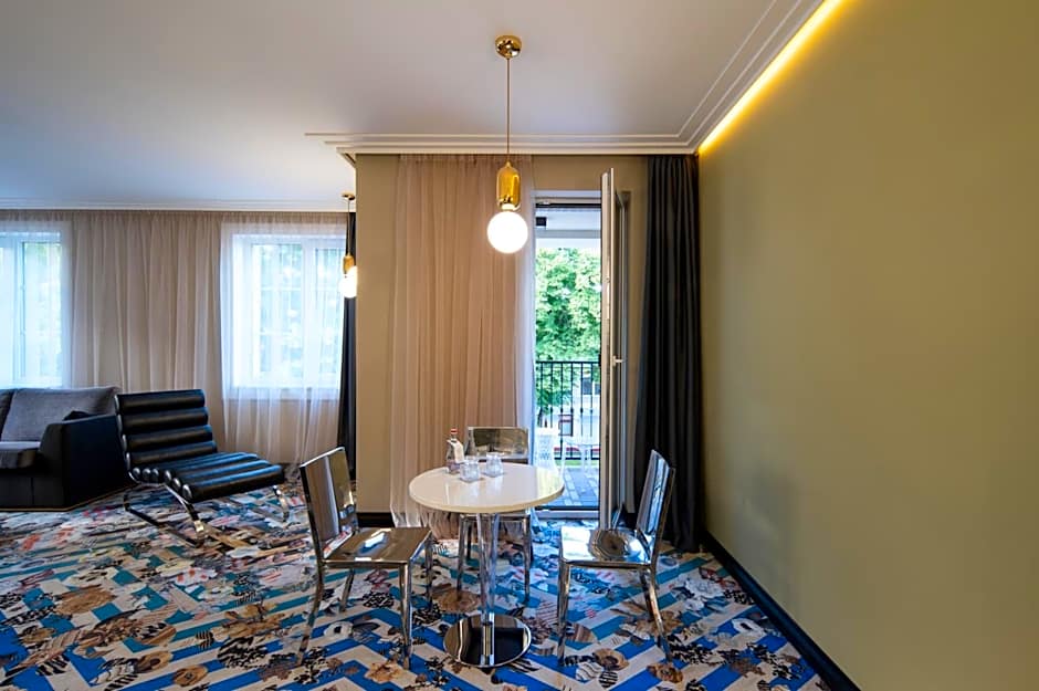 Amsterdam Plaza Hotel & SPA