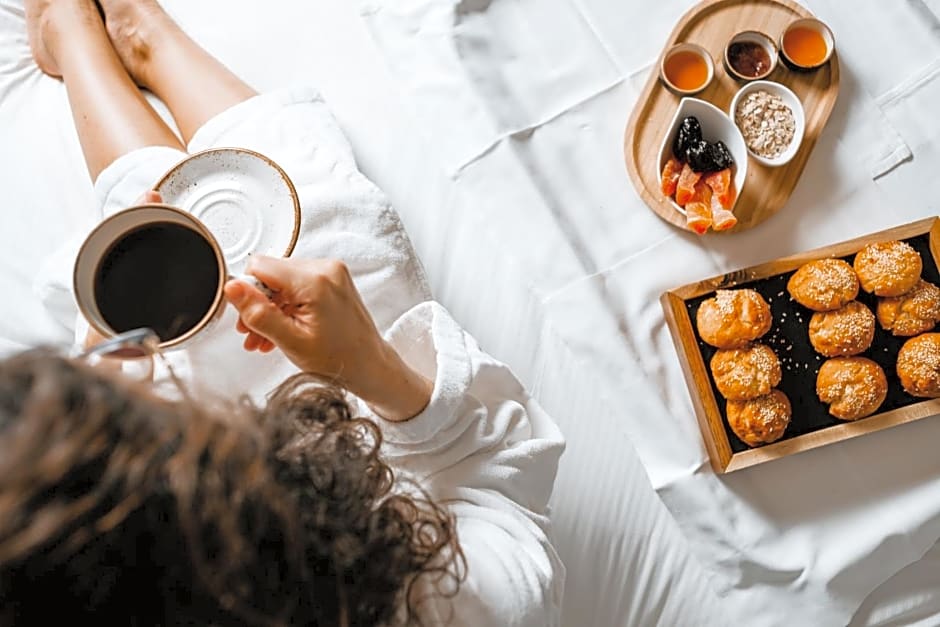 Marpessa Smart Luxury Hotel