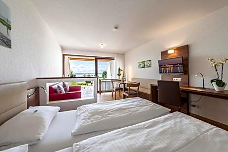 Apartment with Balcony or Terrace