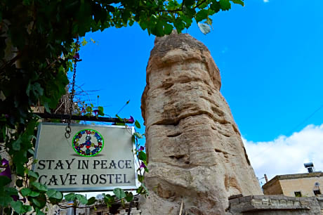 Stay In Peace Cave Hostel