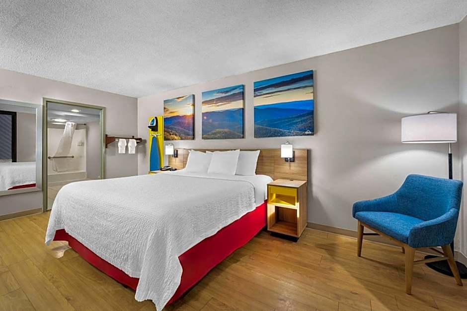 Days Inn by Wyndham Raleigh Midtown