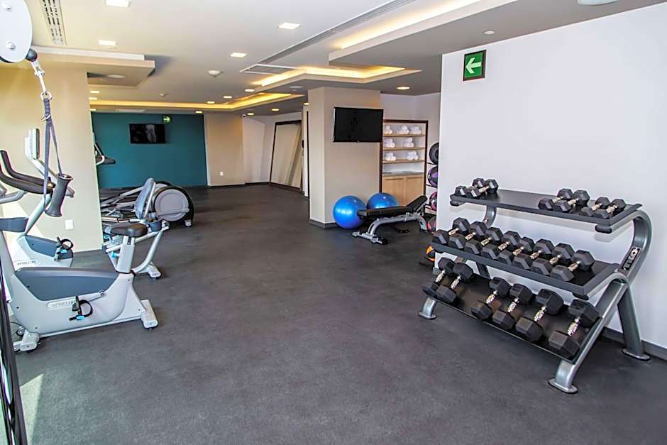 Hampton Inn & Suites By Hilton Puebla