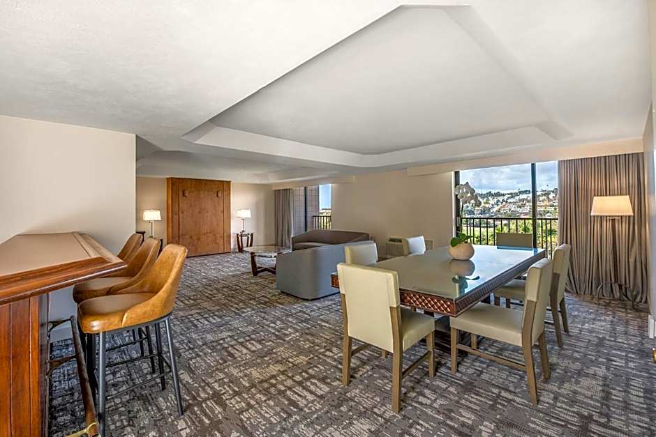 Photo 1 of 3 of Junior 1 Murphy Bed Suite, Golf View