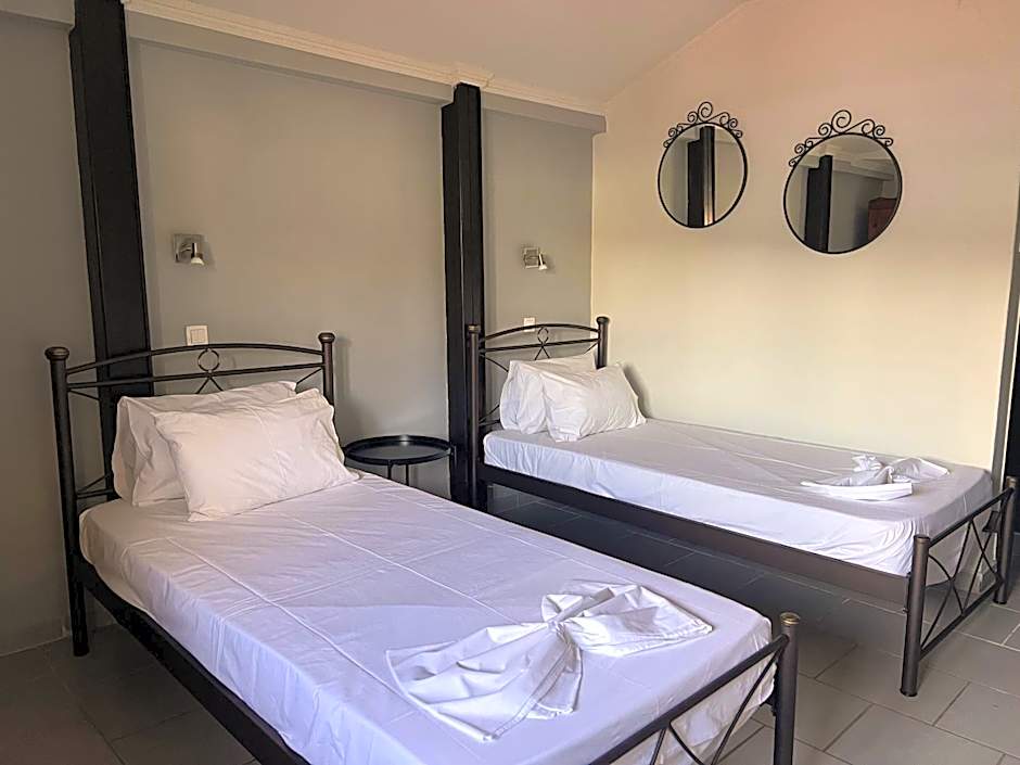 Marlen Luxury Studios & Apartments