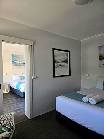 Superior Queen Room with Two Queen Beds