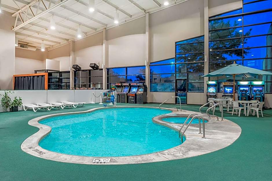 Days Inn by Wyndham Kirksville